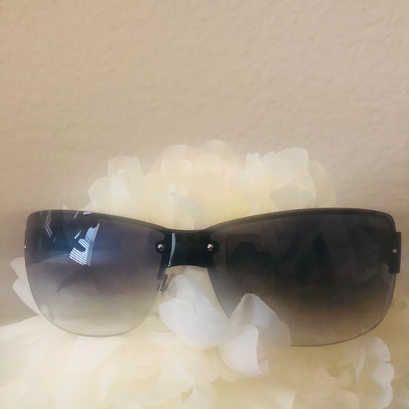 Authentic Gucci Sunglasses Full Inclusion - Picture 5 of 13
